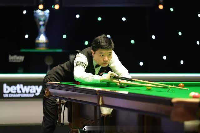 次被现实改 次被现实改